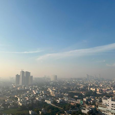 Rhythm Gurugram Hotel & Suites, Sohna Road Gurgaon Exterior photo