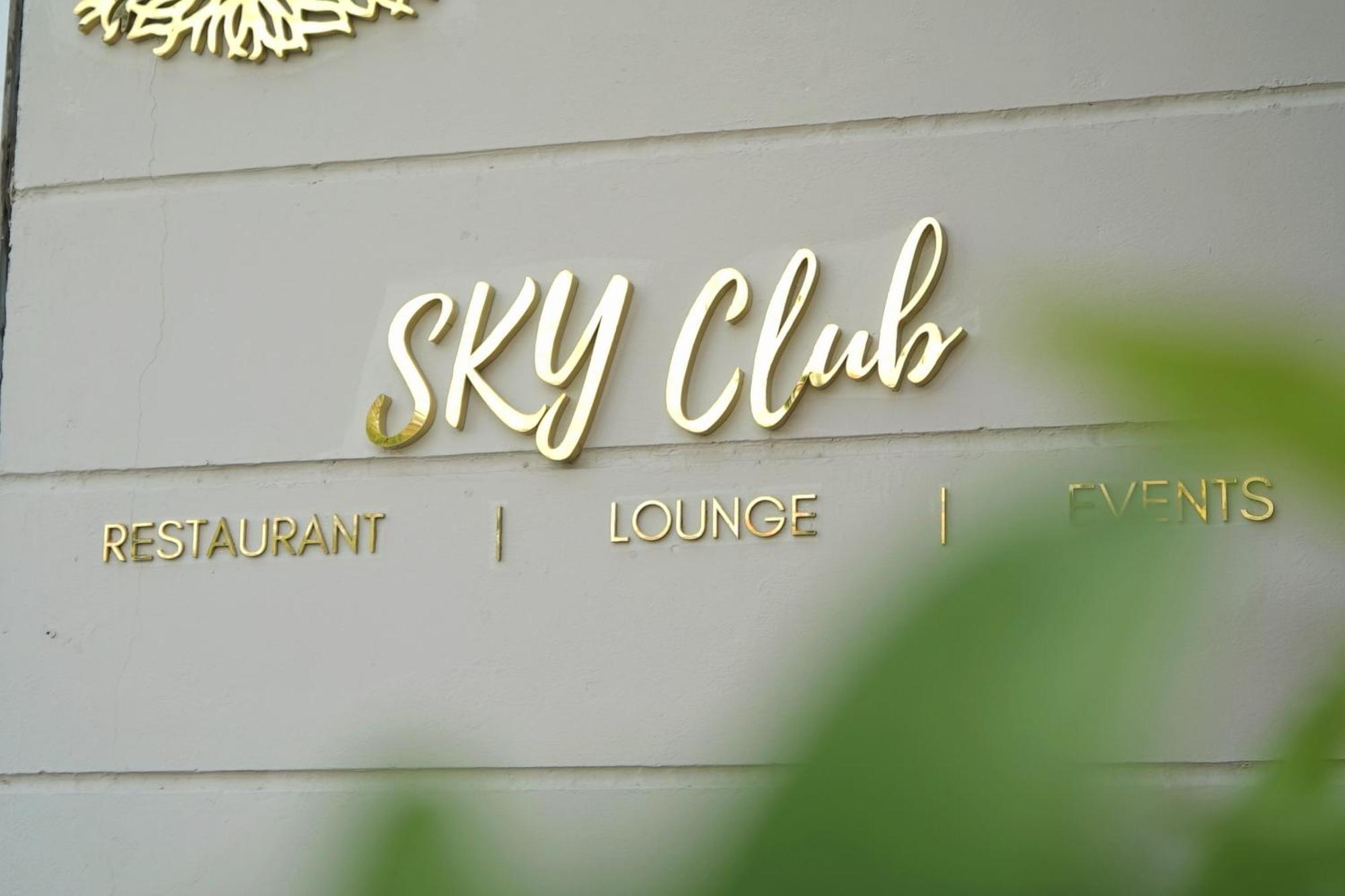 Rhythm Gurugram Hotel & Suites, Sohna Road Gurgaon Exterior photo