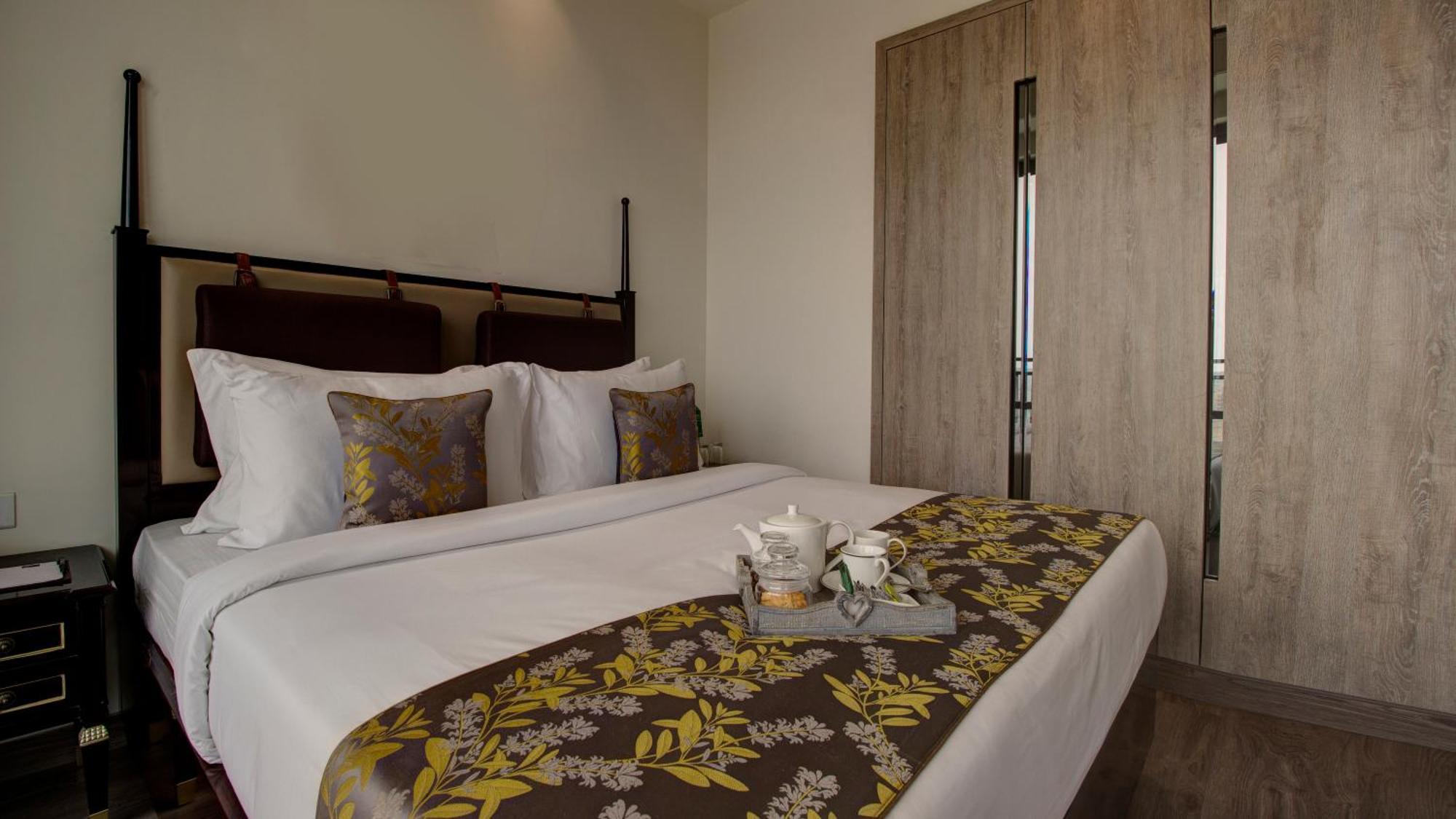 Rhythm Gurugram Hotel & Suites, Sohna Road Gurgaon Exterior photo